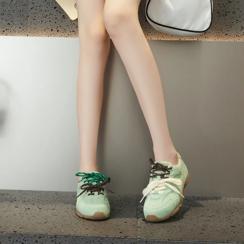 Women's Retro Genuine Leather Sneakers with Velvet Lining