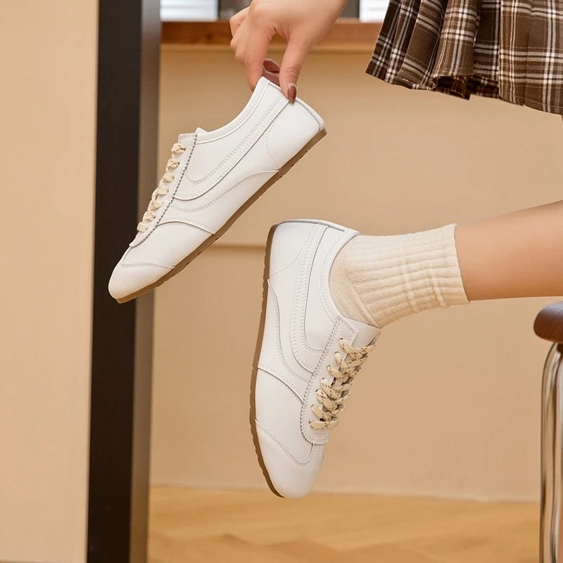 Women's Retro Leather Sneakers Inspired by Forrest Gump