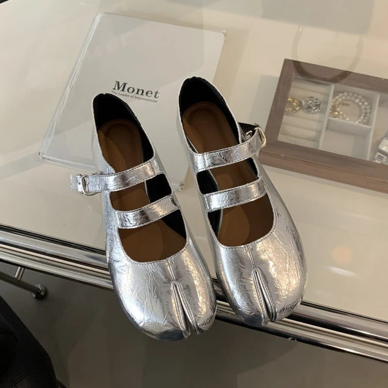 666 Split-Toe Mary Jane Shoes