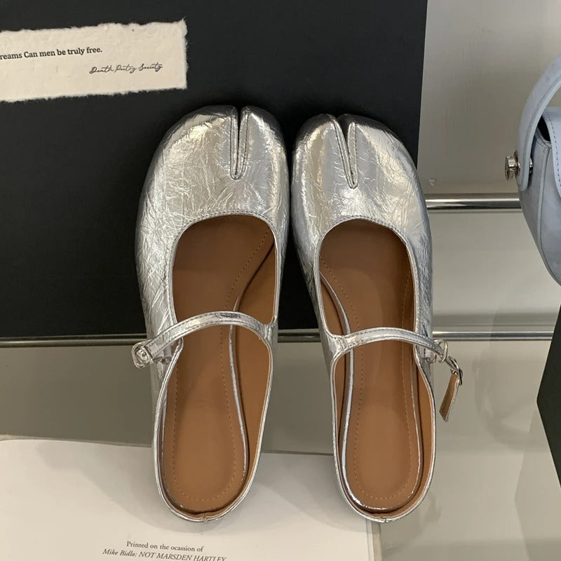 666 Split-Toe Mary Jane Shoes