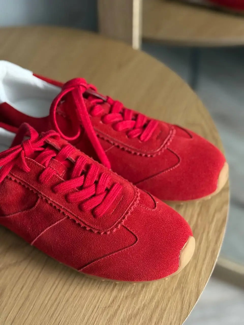 Sneakers Women's Suede Retro with White Heel Detail